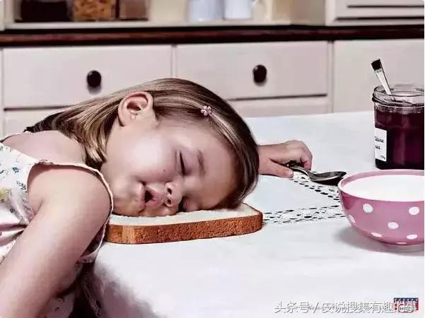 化妆品创意平面广告,联邦快递创意平面广告