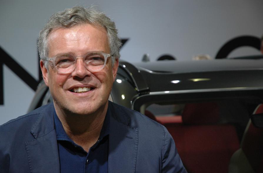 领克可以去国外卖吗,领克不卖油车了吗