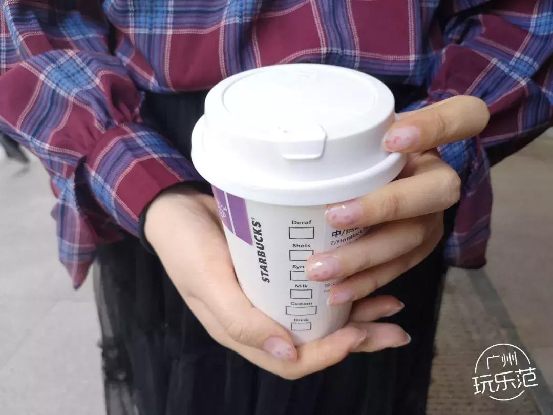 终于！星巴克开始送外卖了！