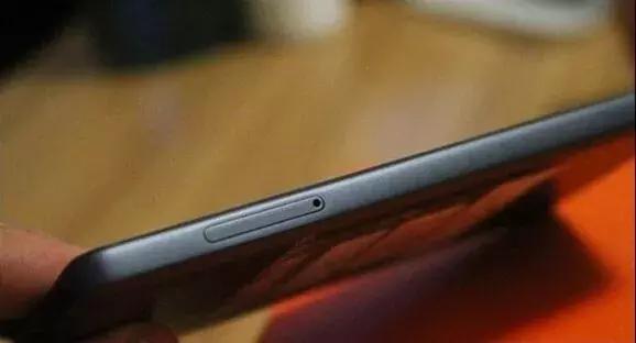 移动sim卡演变,手机sim卡最新形状