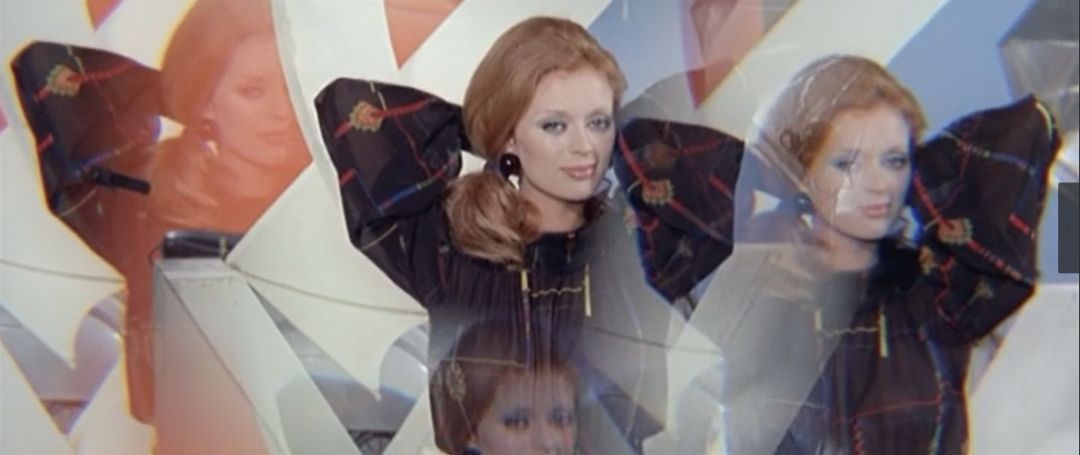 老师与学生的不伦恋，居然隐藏着一起香艳*案惨**