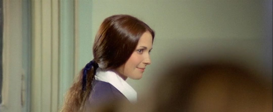 老师与学生的不伦恋，居然隐藏着一起香艳*案惨**