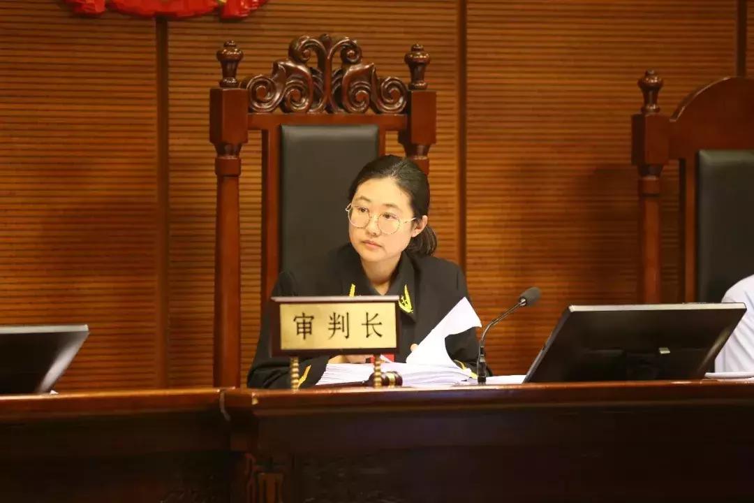 为这三个字“腾讯”告赢了APP