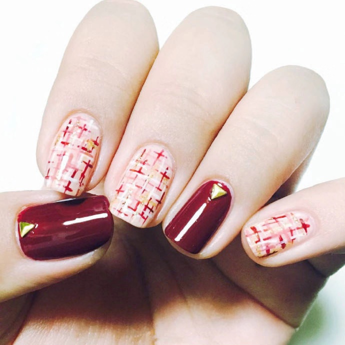 秋冬气质美甲显白法式,美甲调色秋冬短款美甲