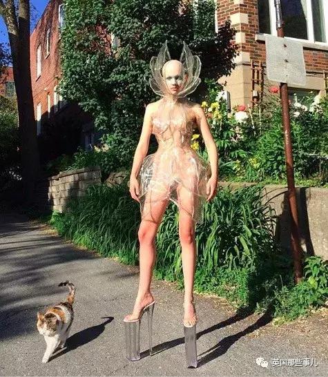 国外最近爆火的鞋子,国外很火的高跟鞋