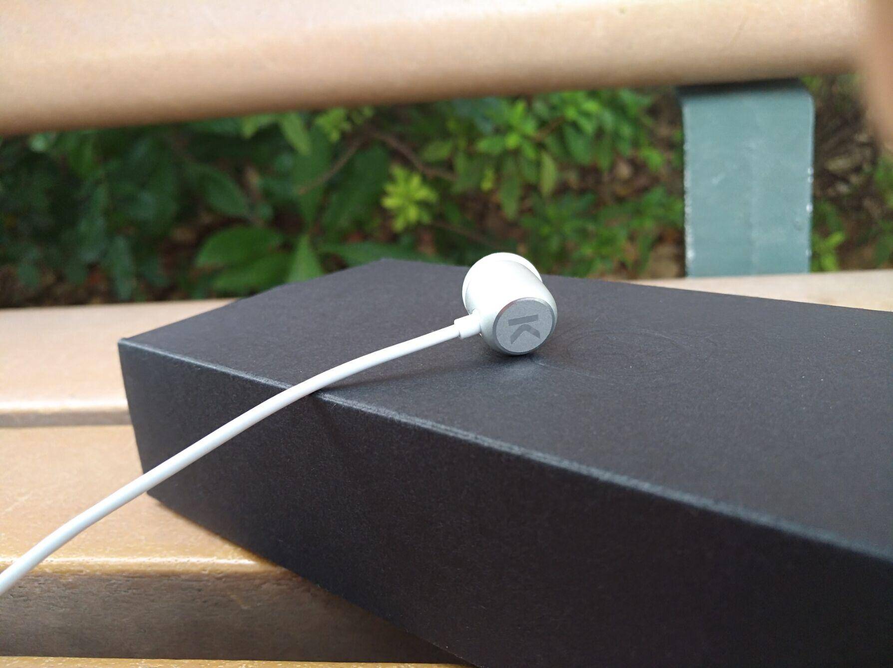 高性价比好看蓝牙耳机,酷狗m1l有线耳机评测