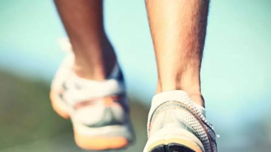 跟腱疼痛的康复与预防,跟腱康复训练最佳方法视频教程