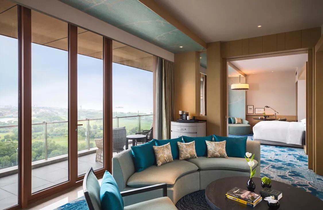 开始转型的万丽酒店焕然一新！时尚？炫酷？