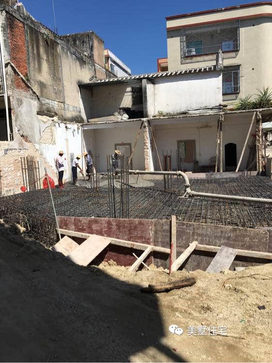 *东王广**先生小户型建别墅，加个复式楼，造价30万堪称村里最美！