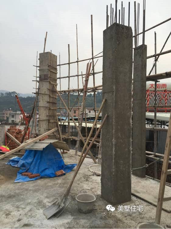 *东王广**先生小户型建别墅，加个复式楼，造价30万堪称村里最美！