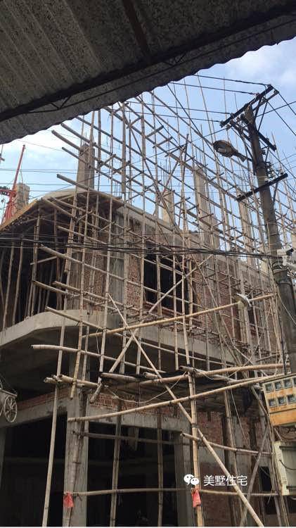 *东王广**先生小户型建别墅，加个复式楼，造价30万堪称村里最美！