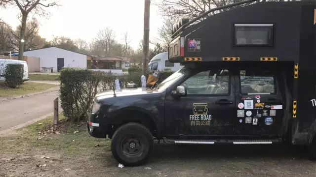 从中国开车来巴黎,从中国开车到欧洲