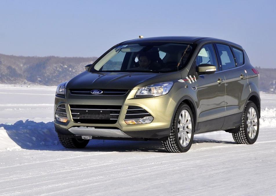 福特翼虎对比大众途观,新款福特翼虎对比老款途观