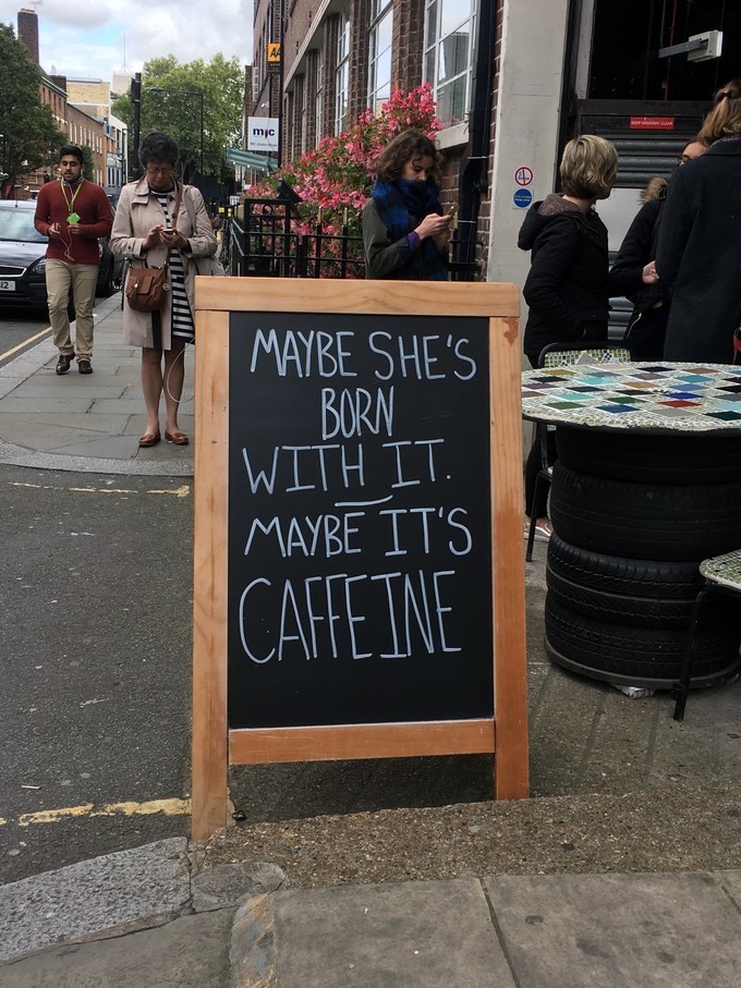 伦敦街拍脱口秀,不走寻常路伦敦街拍