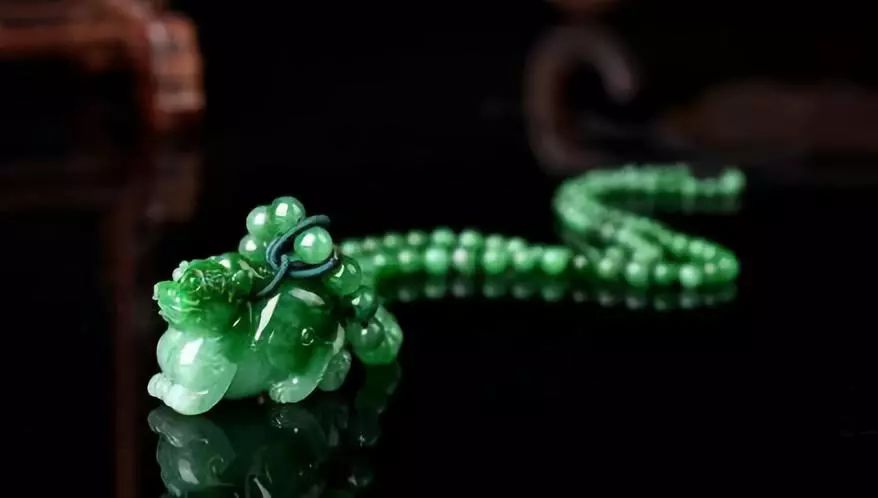 六种人不宜戴文玩,六种人不宜戴翡翠