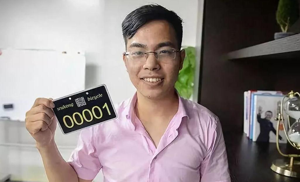 共享单车创始人戴威,90后富二代因共享单车入狱