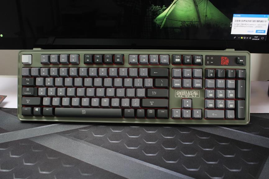 青轴红轴茶轴电竞游戏电脑,青轴全键无冲电竞键盘