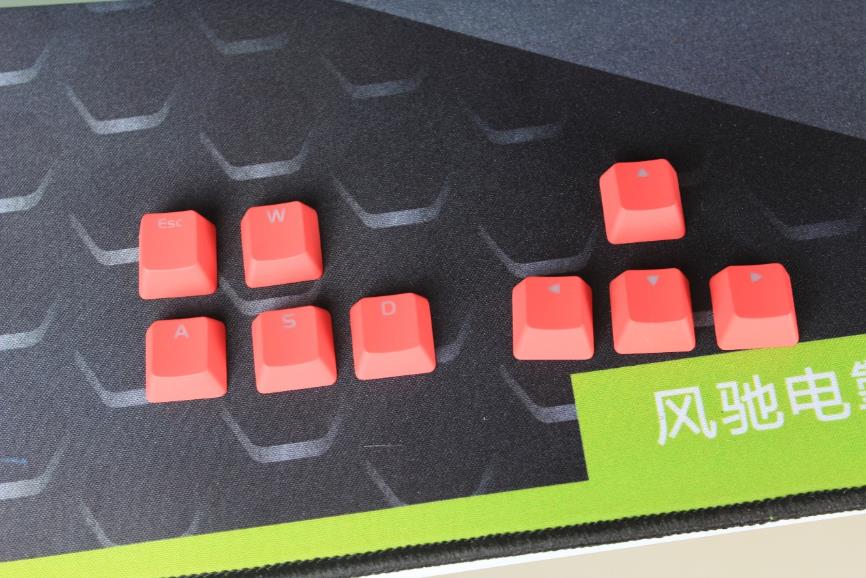 青轴红轴茶轴电竞游戏电脑,青轴全键无冲电竞键盘