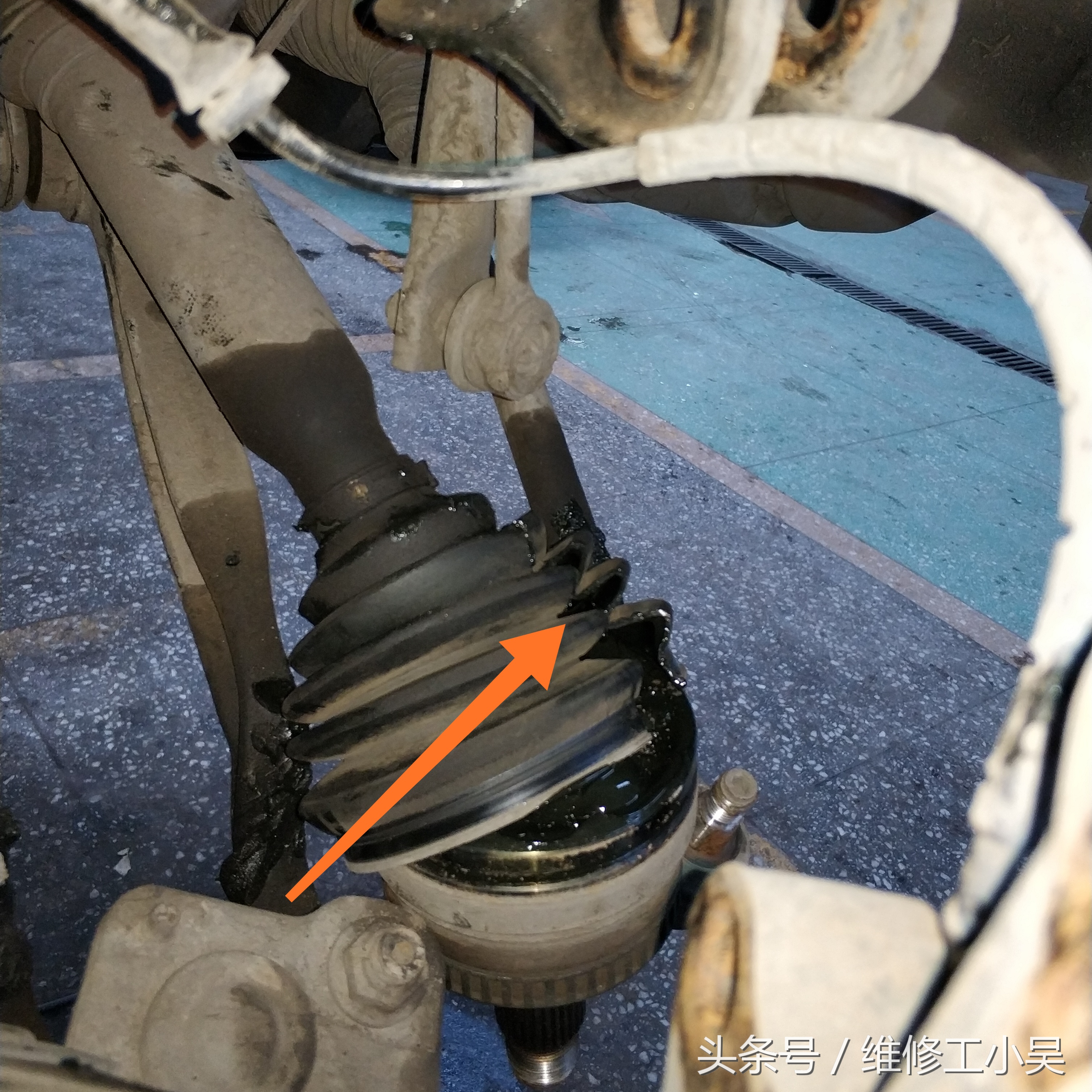 路虎球笼防尘套漏油,路虎半轴球笼防尘套