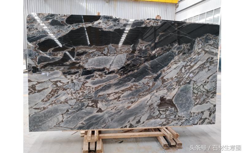 人造大理石是什么材料做的,人造大理石台面和天然大理石台面