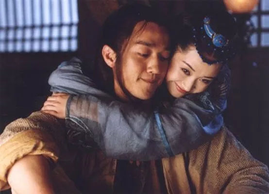 她翻译了《射雕》，外国人直呼：很遗憾人生五张，才开始看金庸