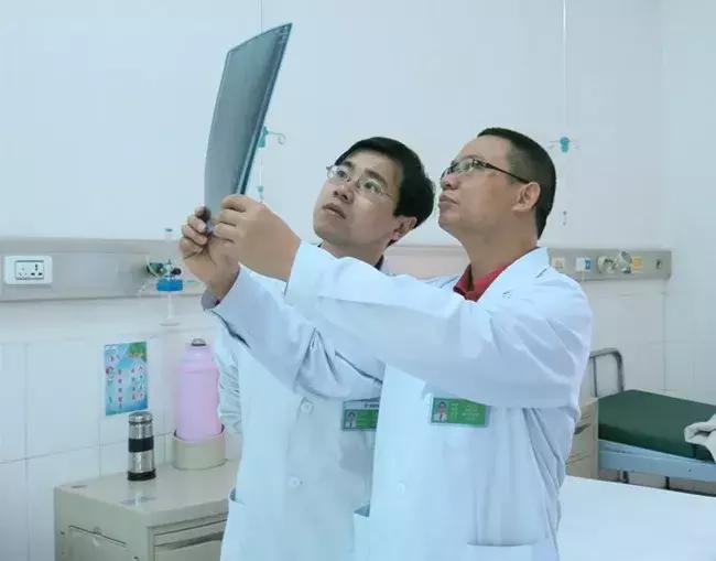 一个人可以有三个肾吗,拥有四个肾是种什么体验