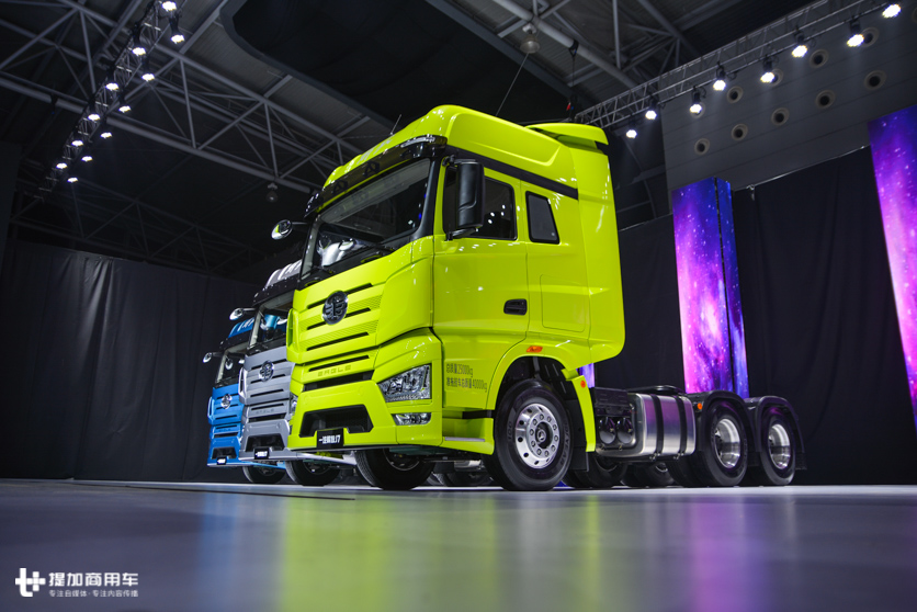 9.6解放j7跟解放jh6哪个配置高,解放j7新款和j7老款区别