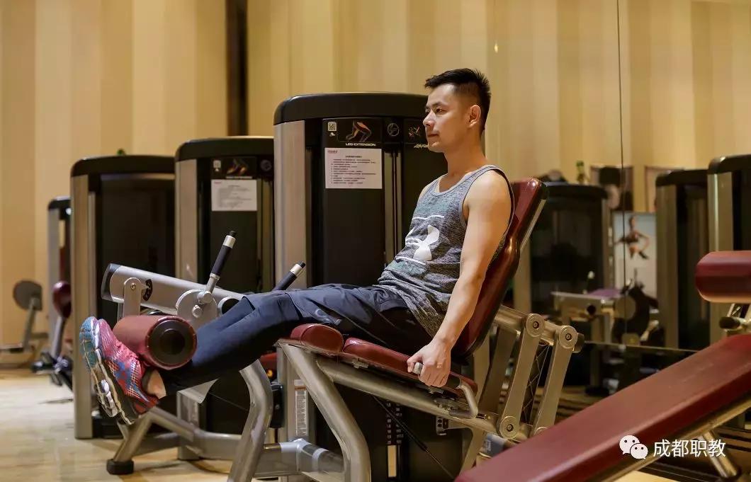 人物故事全部,人物故事成龙