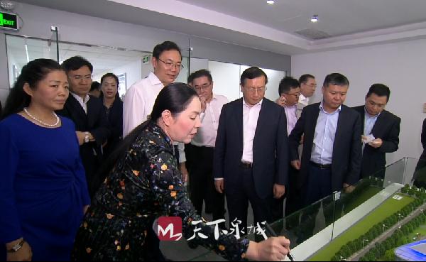 王忠林：济南要想“走在前列”“扬起龙头”必须对标先进城市