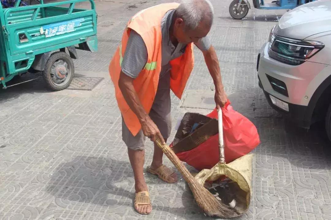 鍦ㄦ櫙寰烽晣鐢熸椿蹇呴』瑕佹帴鍙楃殑鐜板疄,鏅痉闀囦汉鍦ㄦ櫙寰烽晣