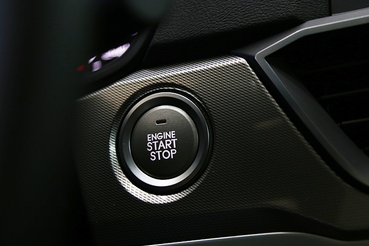 长城哈弗h62014款运动版2.4自动,哈弗h62023冠军版评价