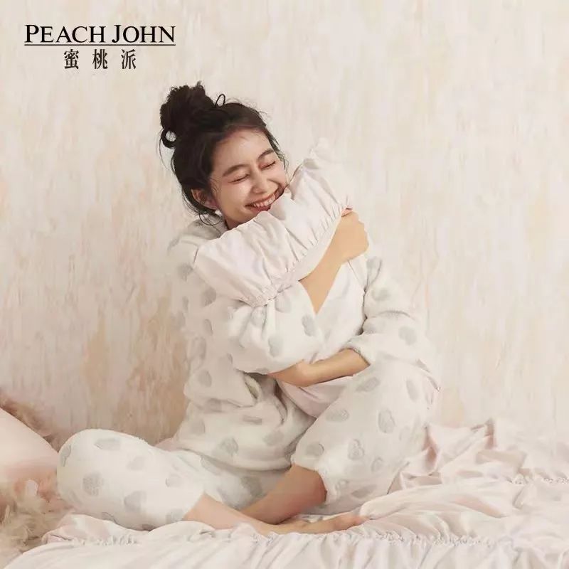 可甜可纯可性感,我们仙女连睡衣都要软fufu