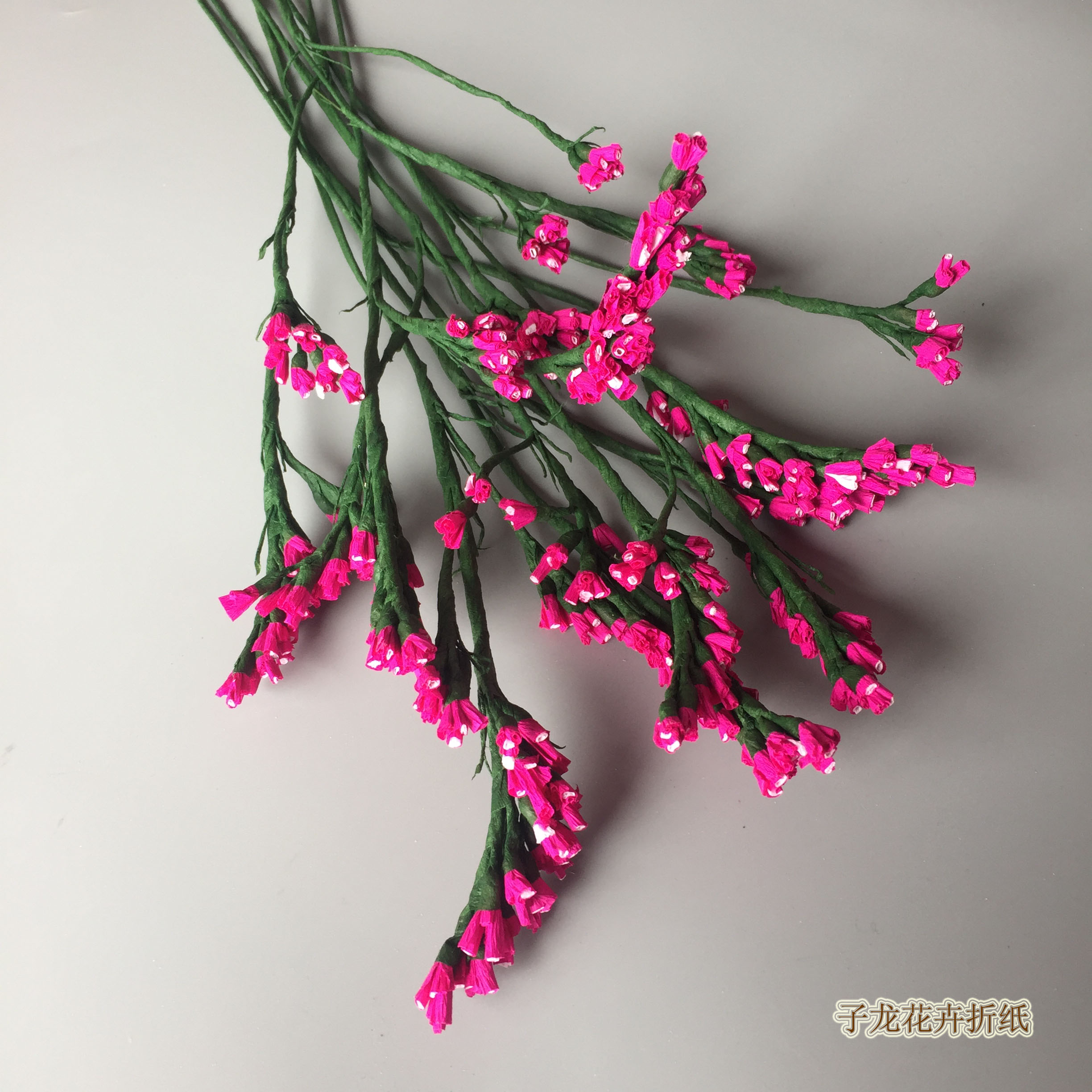 折纸花束教程简单,勿忘我皱纹纸花朵做法大全