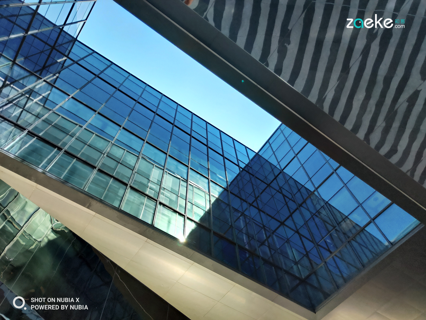 努比亚x详细使用评测,努比亚x试玩