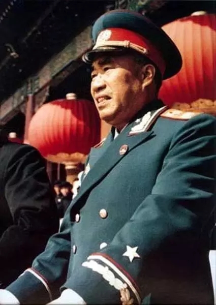 我国军礼服,军礼服哪年有