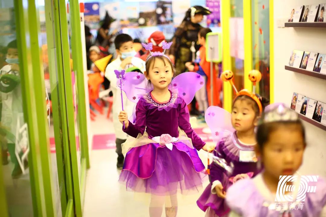 HappyHalloween｜英孚万圣狂欢夜，他们究竟经历了什么？