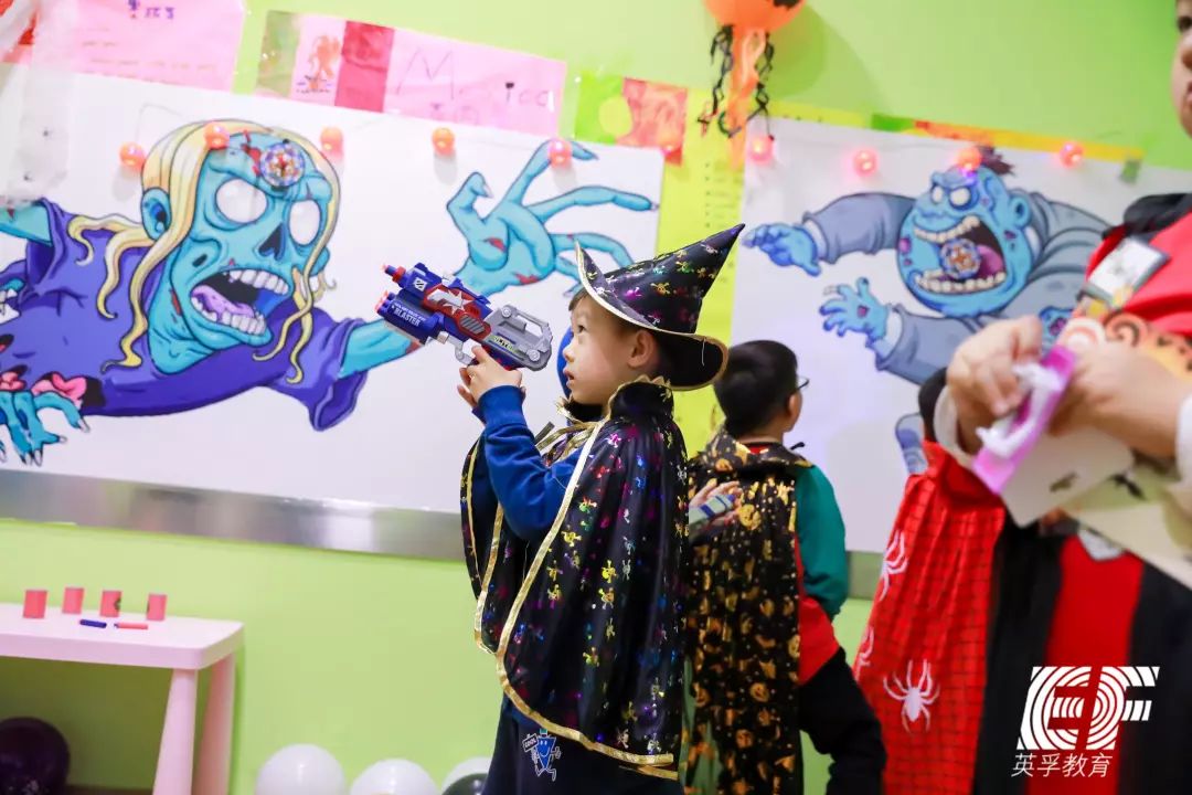 HappyHalloween｜英孚万圣狂欢夜，他们究竟经历了什么？