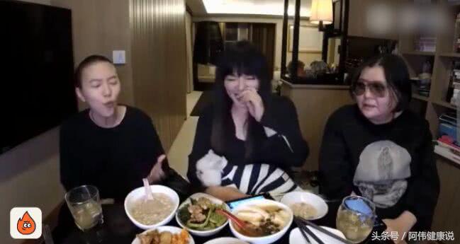 菲已入佛，唯已成仙，留童一个在人间