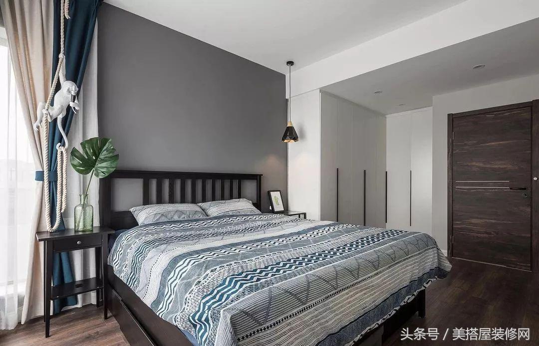 卫生间木门发霉怎么补救,卫生间的木门套会不会受潮腐烂