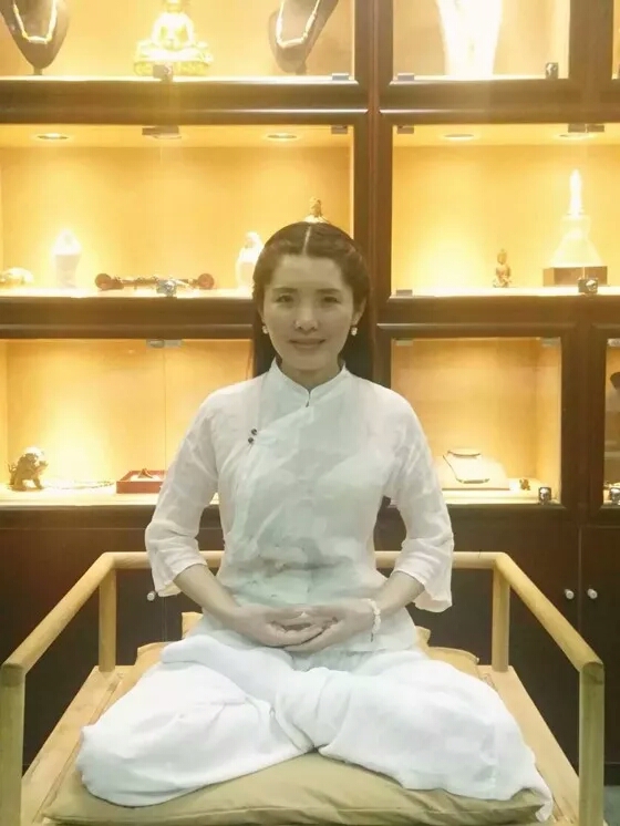 用这种坐法竟能打通全身经络，调节一切慢性病！后悔知道太晚