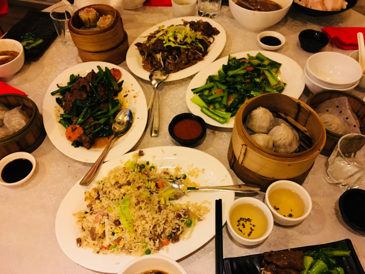 美食博主伊藤美诚晒晚餐：暴饮暴食到吃胃药，伙食不要太好！