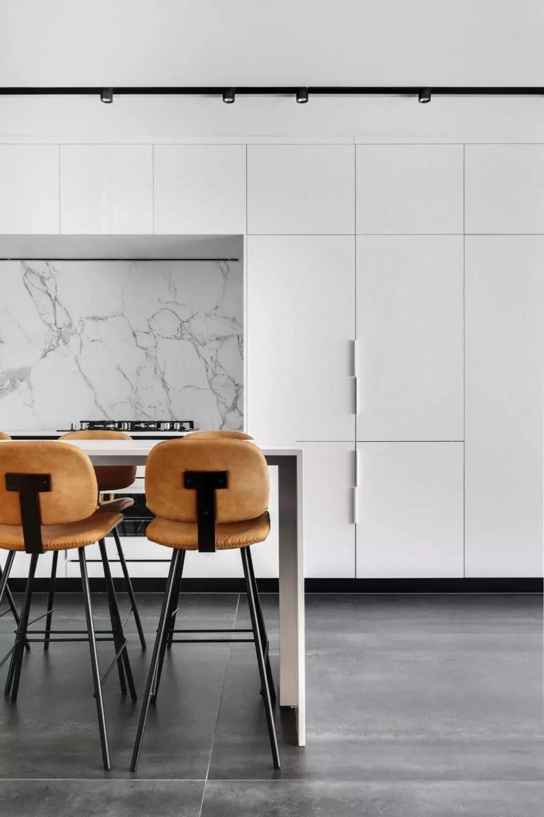 简于形奢于心,简于形奢于心的意思