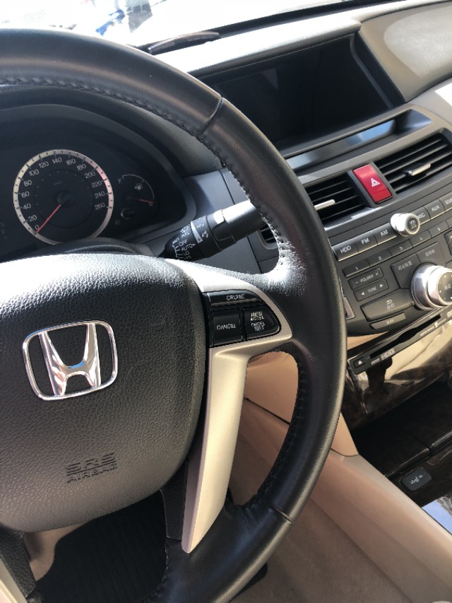 淘车推荐,2010年八代雅阁2.4百万纪念版