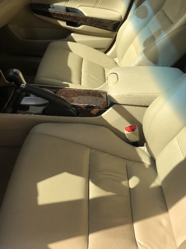 淘车推荐,2010年八代雅阁2.4百万纪念版