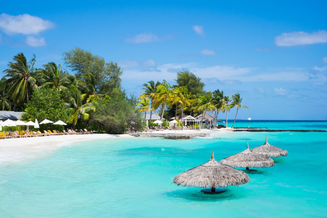 中国护照去哪里免签或者落地签,中国护照免签落地签要给钱吗