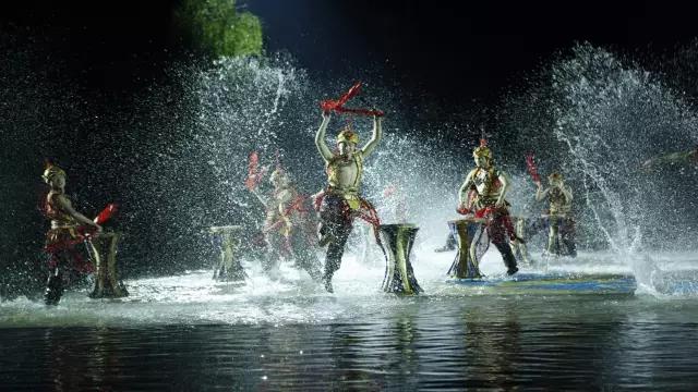 视觉震撼长恨歌演出,长恨歌一场演出多少人