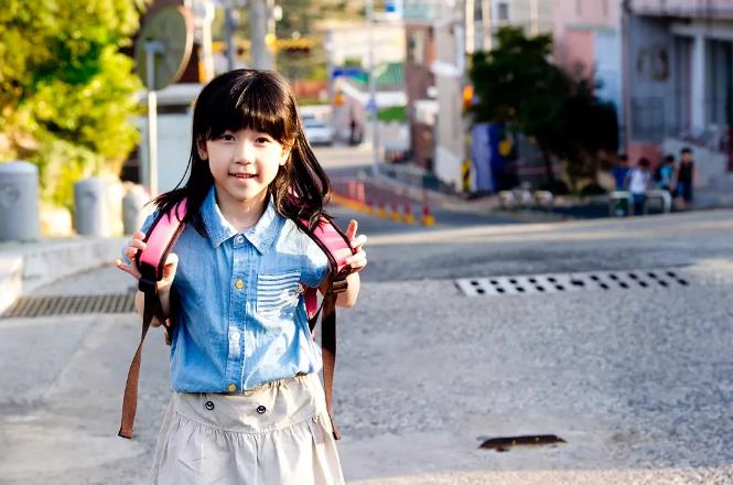 被人摧残到了内心深处受到伤害,被人用棍子打残废