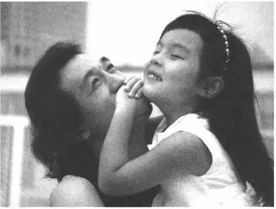 看完李咏写的《女儿法图麦·李》，泪奔！