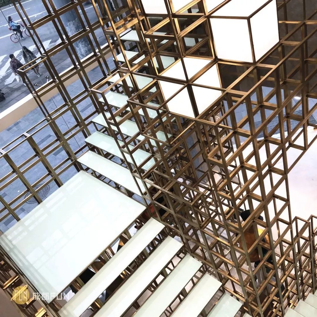 实测成都5家买手店,只想进去拍照不想买衣服……