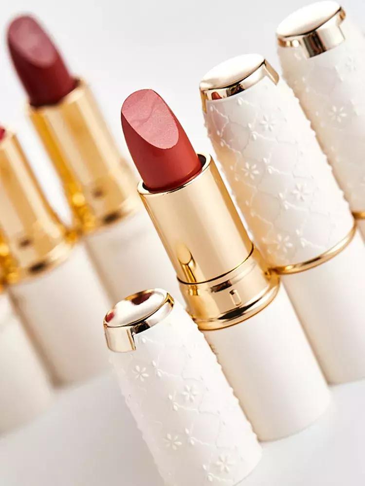 璧典附棰栧啹缁嶅嘲瀹樺绾㈣壊琛ｆ湇,璧典附棰栧珌缁欑埍鎯呯殑鏍峰瓙